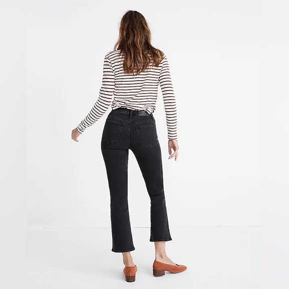 Cali Demi-Boot Jeans in Bellspring Wash: Button-Front Edition - Picture 2 of 5